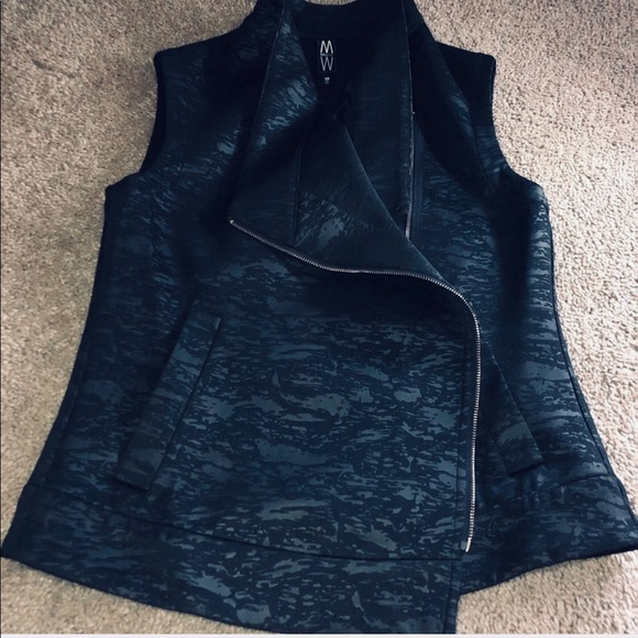 NWOT 2pc FlatterFit Ankle Pant  w/ Vest - Black - Picture 4 of 9